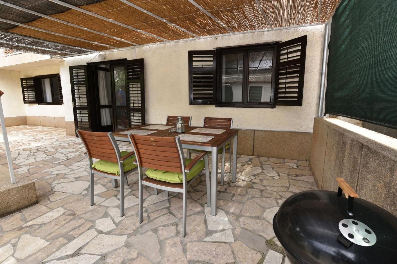 Apartment Ivan Primošten Екстериор снимка
