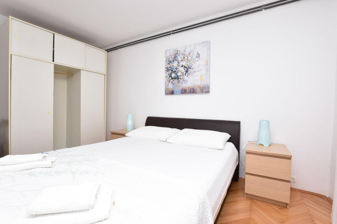 Apartment Ivan Primošten Екстериор снимка