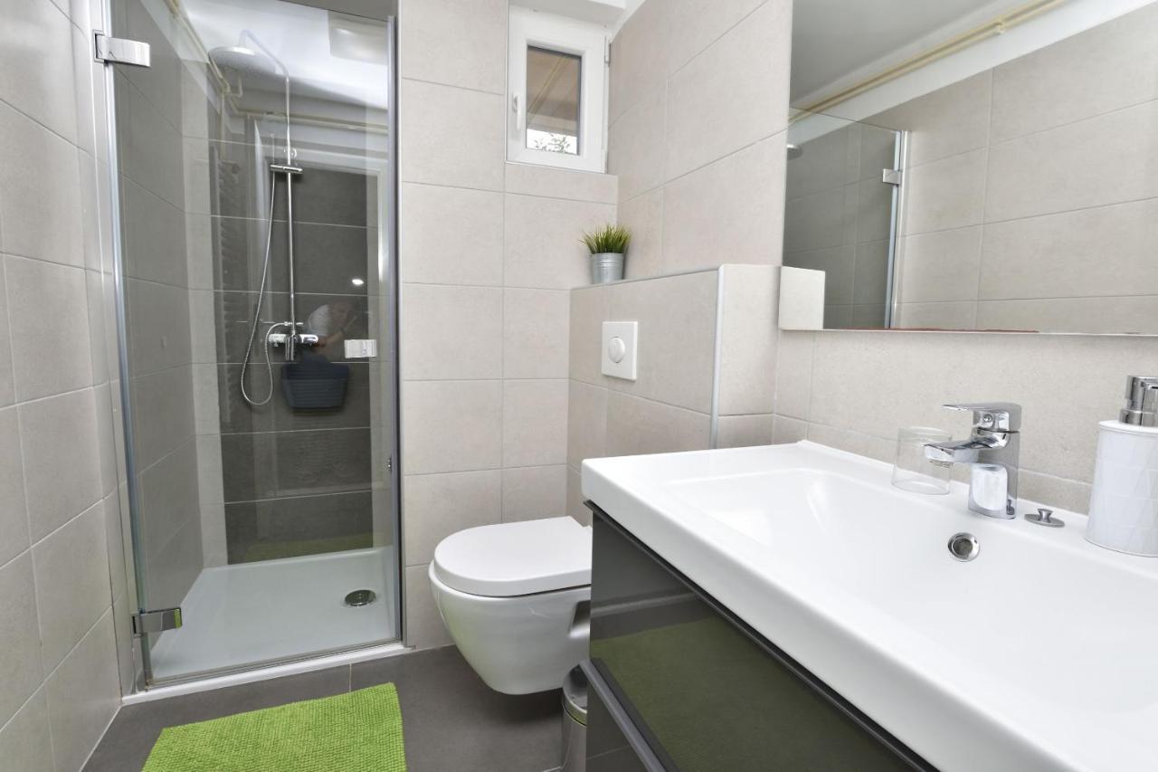 Apartment Ivan Primošten Екстериор снимка